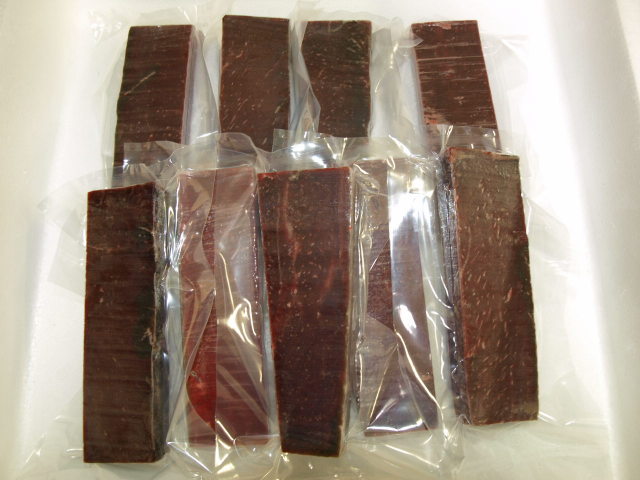 【訳あり】鯨赤肉(刺身)1000g(関太郎印のくじら)